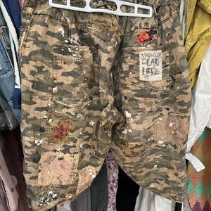 Magnolia-pearl Women's multi Shorts